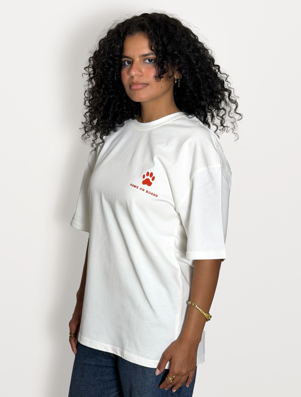 Paws on board - Unisex oversized white tee