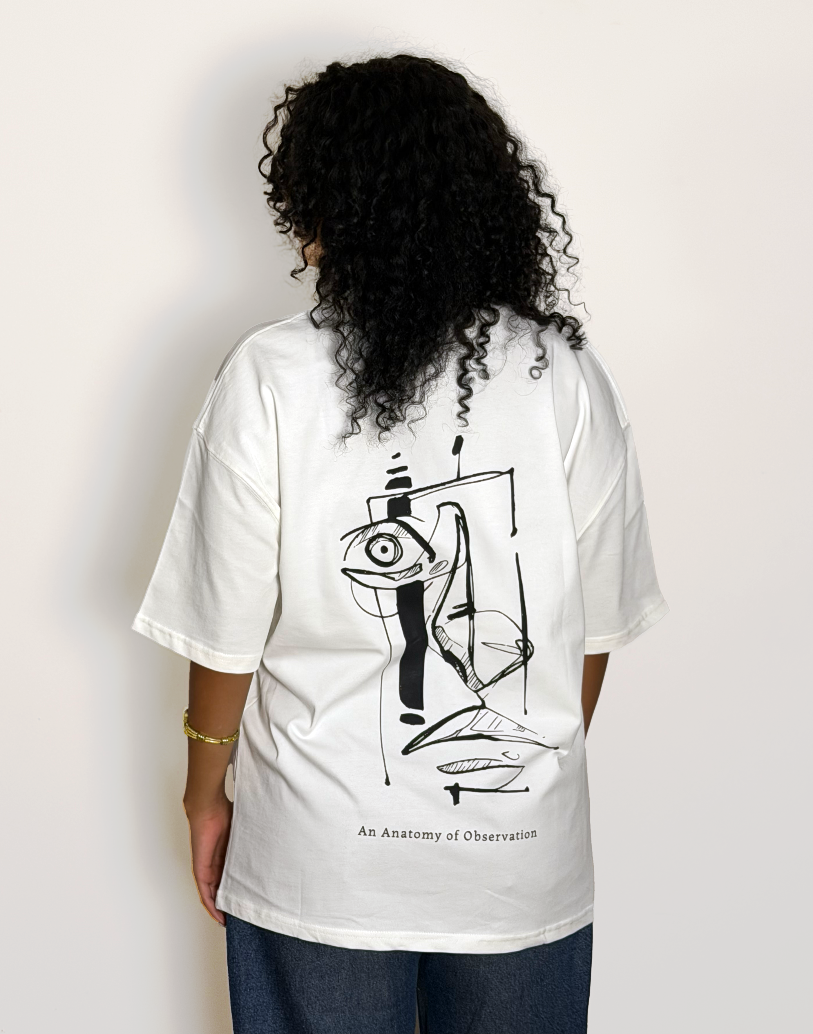 The observer - Unisex oversized white tee